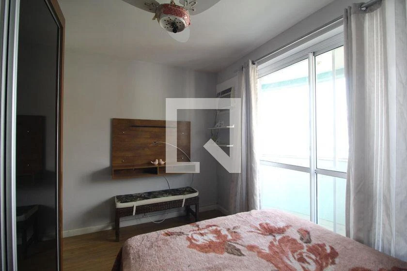 2-bedroom apartment with a home office — photo 30