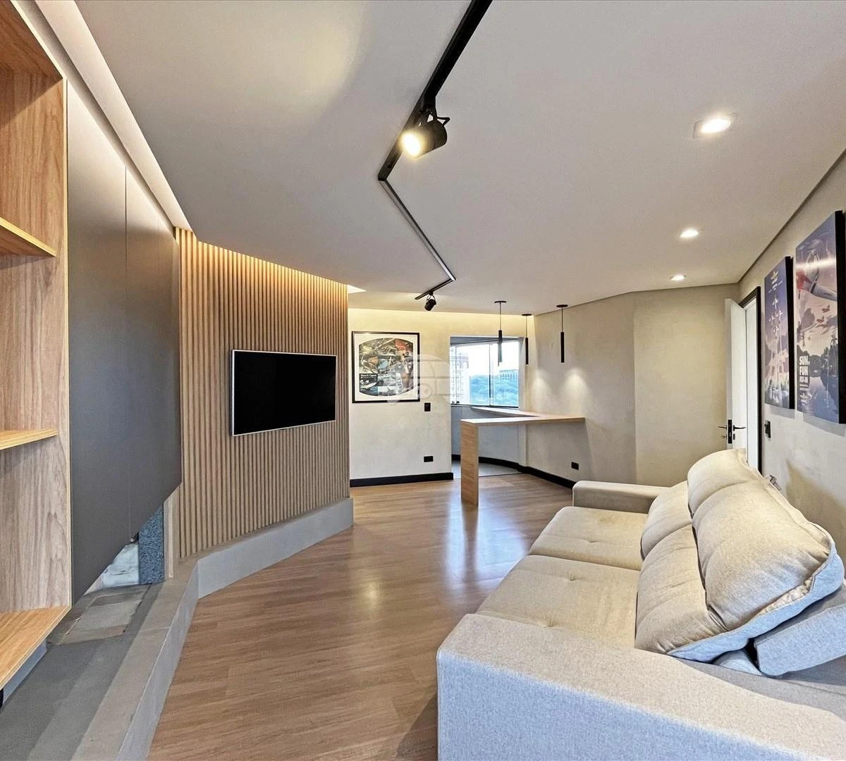 Furnished apartment, 108 m², with a grill on the balcony — photo 17
