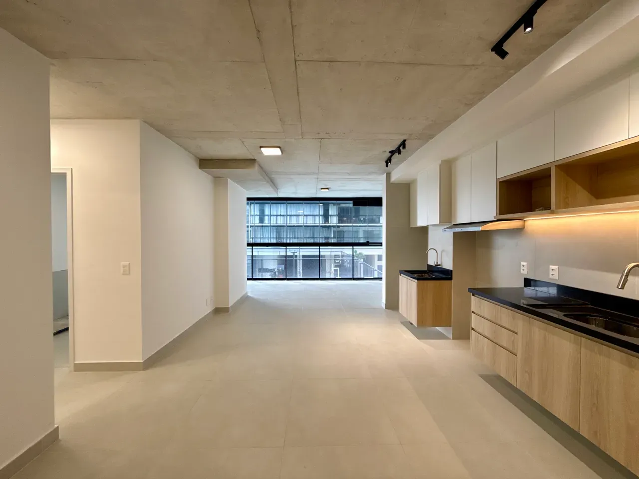 2 quartos e janelas do piso ao teto: apartamento de 84 m² — photo 16