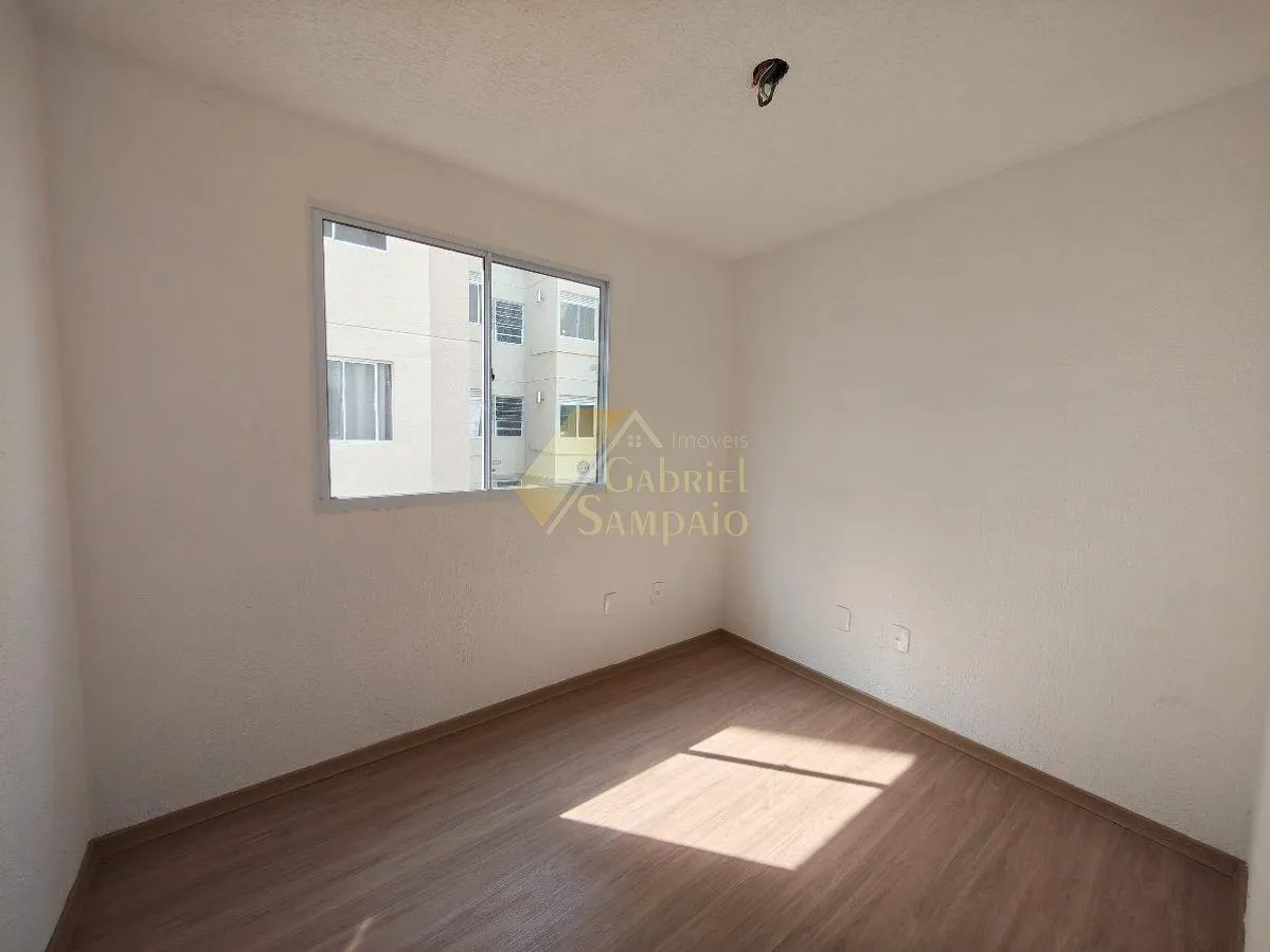 2-bedroom apartment in a building with a gym — photo 7
