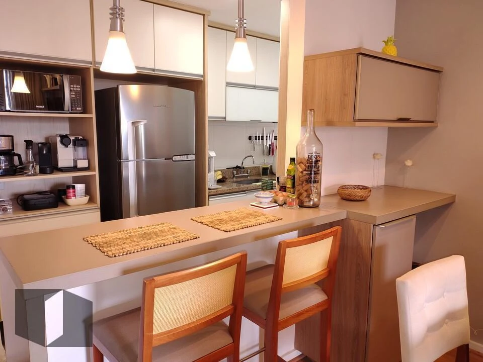 Furnished 84 m² apartment with 3 bedrooms and a suite — photo 8