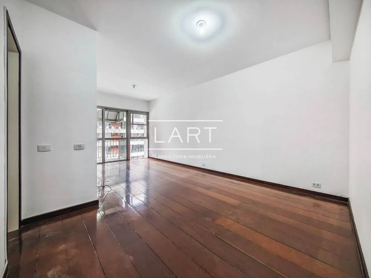 Apartment on the 8th floor with a water view — photo 14