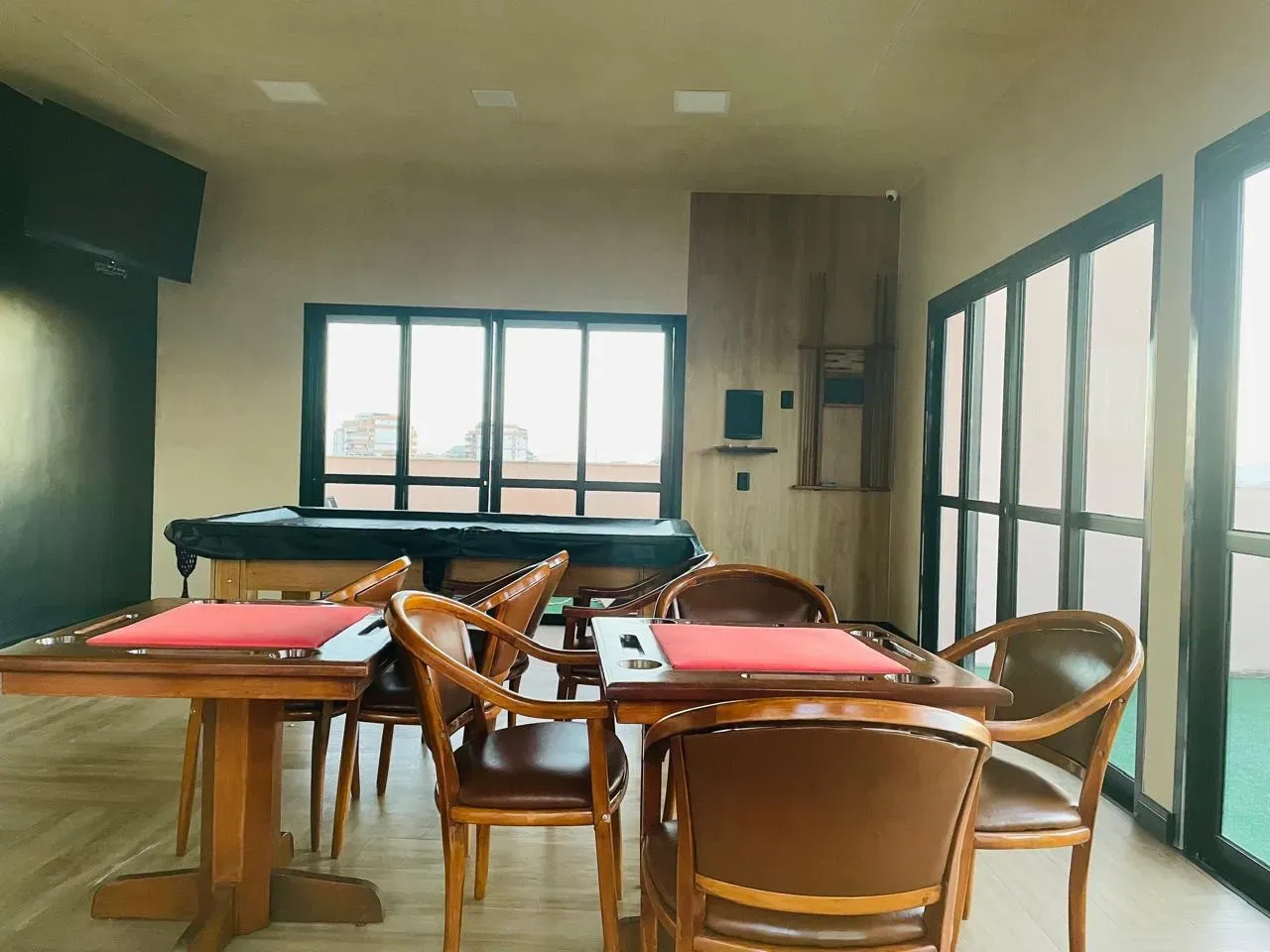 Apartamento com 2 suítes, varanda fechada e jardim privativo — photo 21