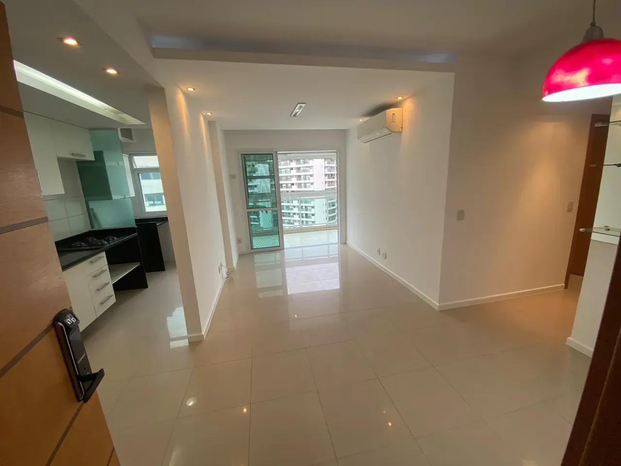 Apartment, 69 m², with a glass-enclosed balcony — photo 4