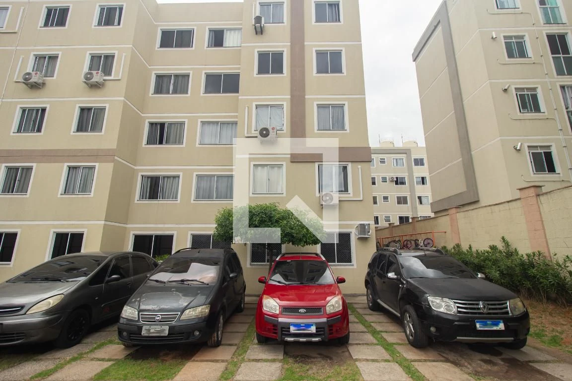 Apartamento de 2 quartos em condomínio com piscina — photo 45