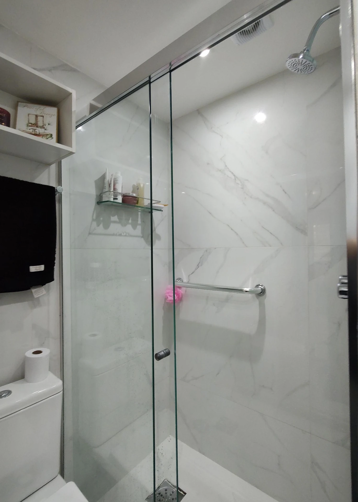 3-bedroom apartment with a walk-in closet — photo 53