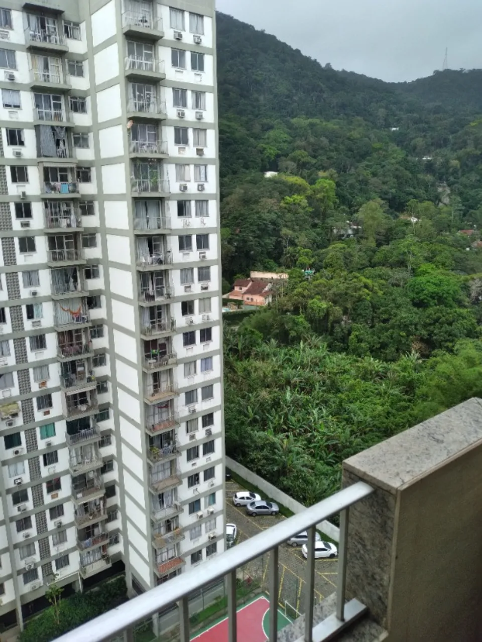 Furnished apartment with 2 bedrooms and a balcony — photo 12