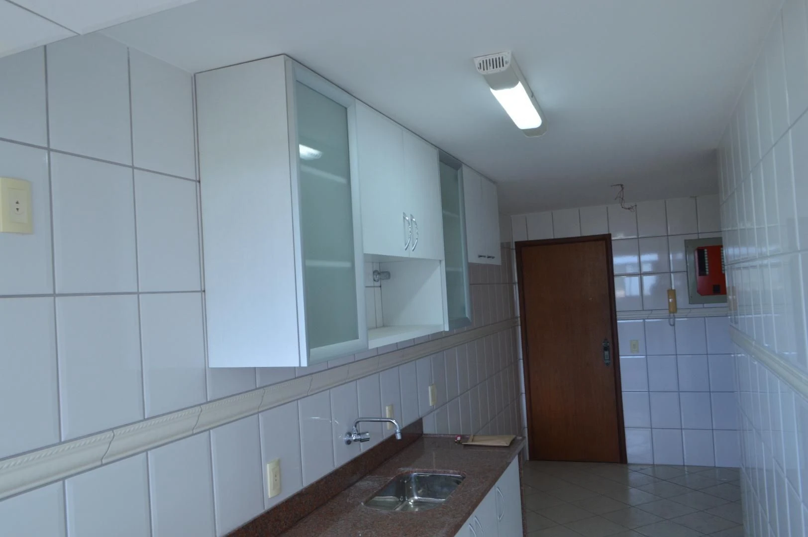 Apartamento com 3 quartos, varanda e 2 vagas — photo 3