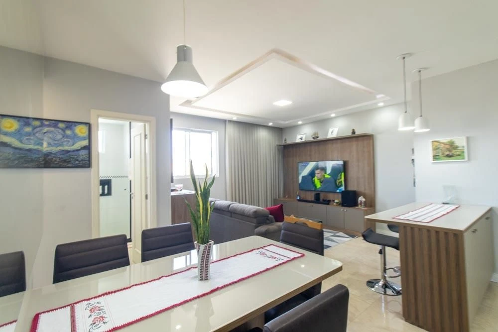 Furnished 2-bedroom apartment with an open-plan kitchen — photo 11