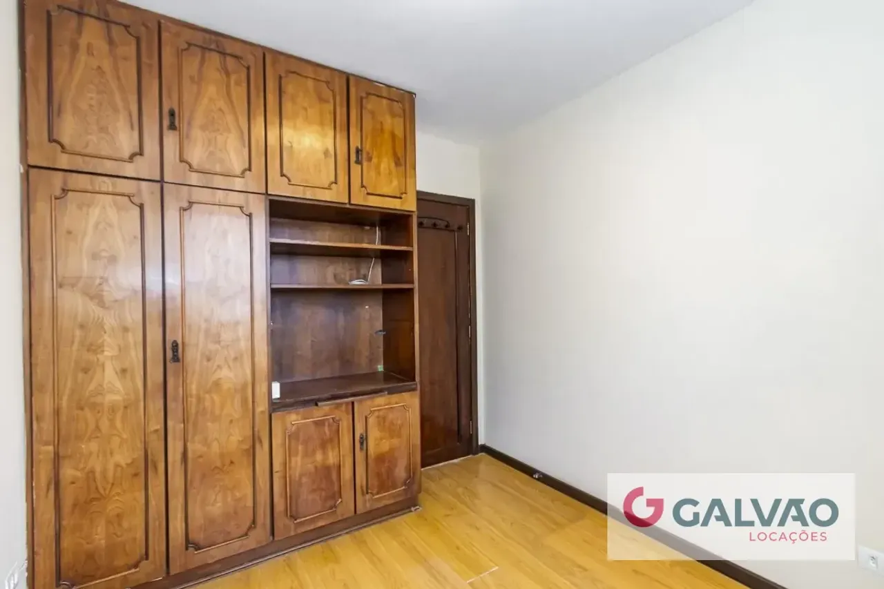 3-bedroom apartment with balcony and 1 parking spot — photo 12