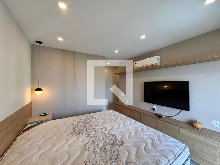 Квартира 125 м² с застеклённым балконом и рабочим местом — photo 8