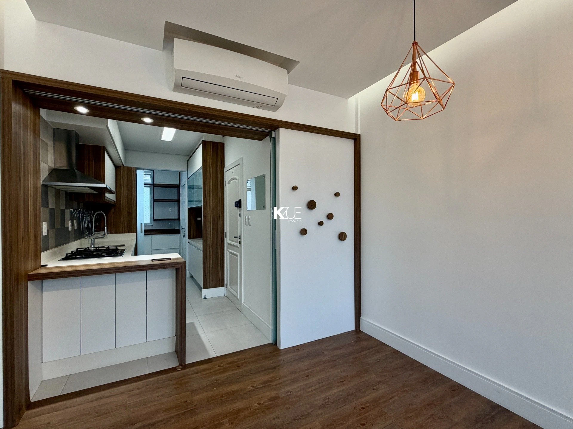 114 m² apartment with 3 bedrooms and floor-to-ceiling windows