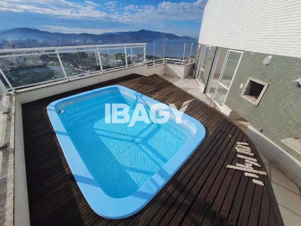 3-bedroom 196 m² apartment with 2 parking spots and balcony — photo 16