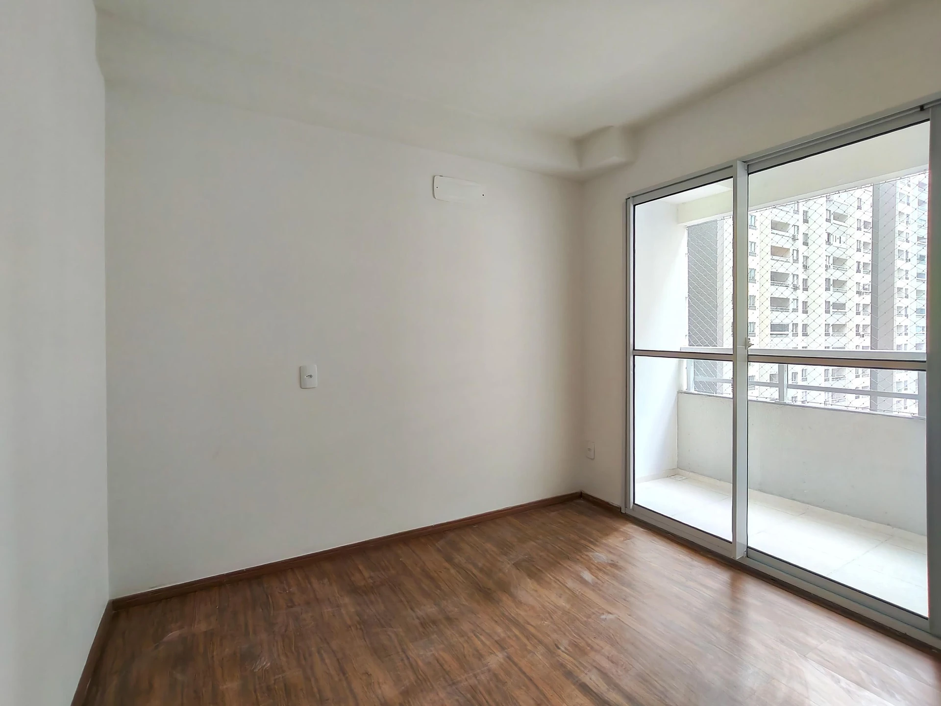3-bedroom apartment in a building with a sauna — photo 5