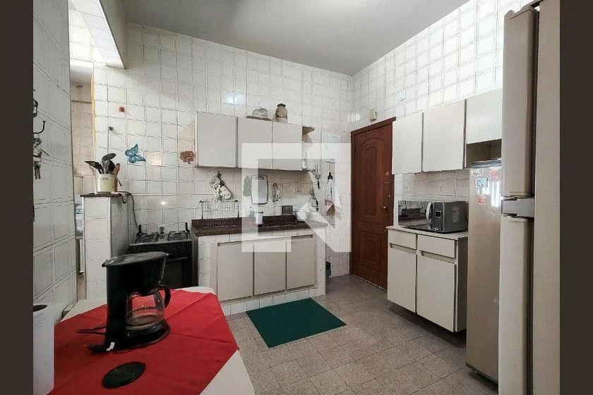 Apartamento com 3 quartos e cozinha fechada — photo 30