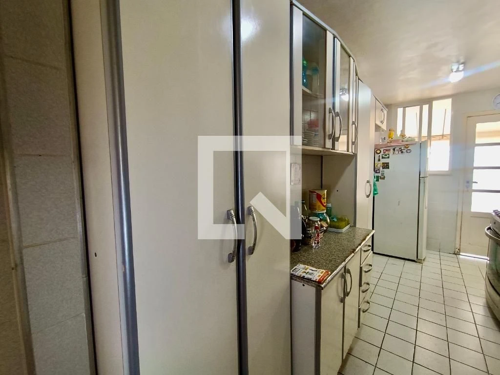 Furnished apartment with private yard and BBQ — photo 47