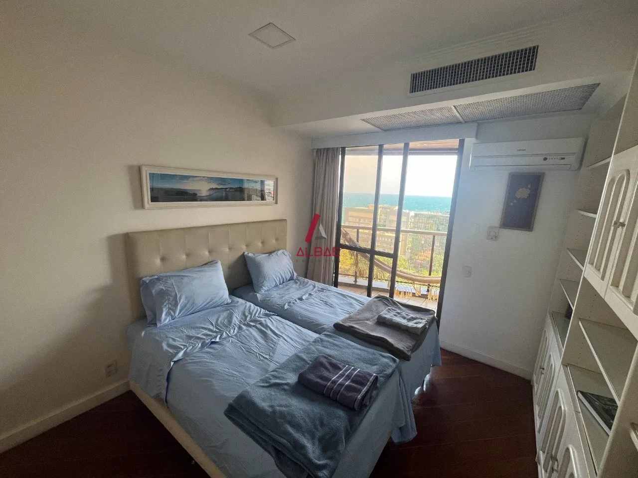 Water view in a 3-bedroom apartment, 140 m² — photo 17