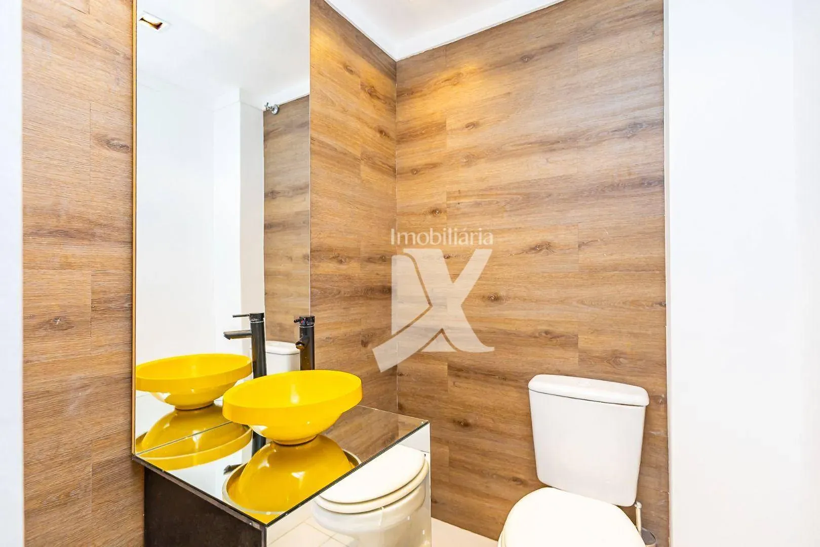3-bedroom house with a home office — photo 25