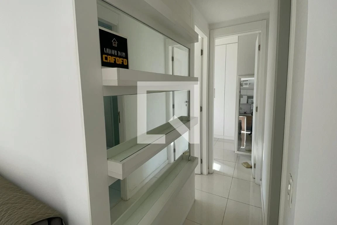 Furnished 2-bedroom apartment with balcony — photo 7