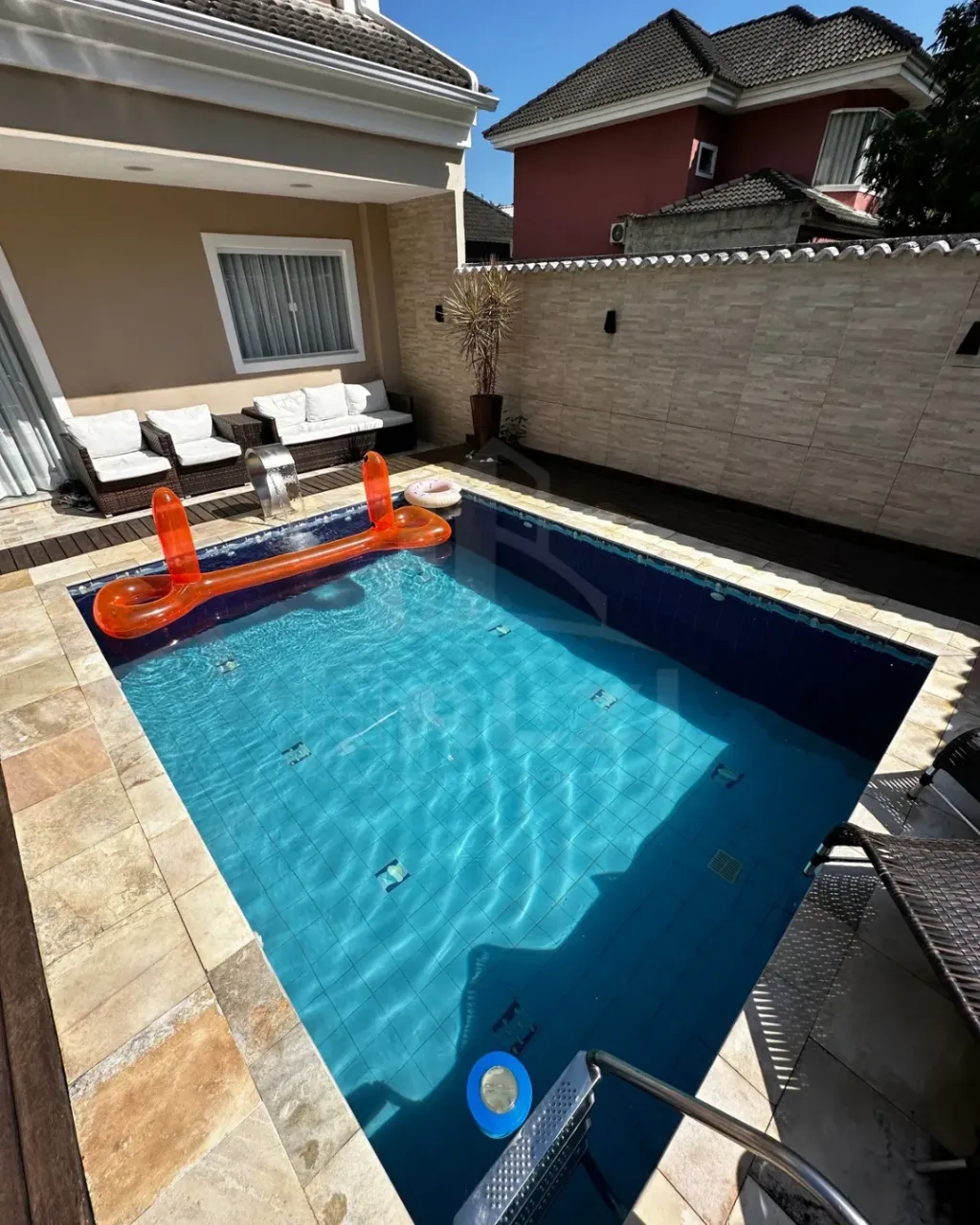 Furnished house with 4 bedrooms and 5 bathrooms — photo 8