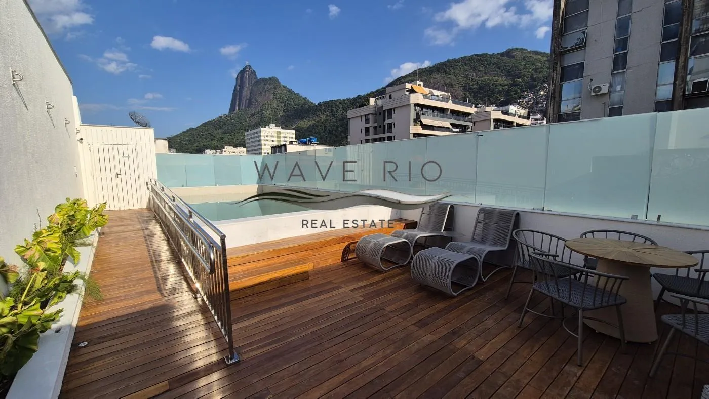 One-bedroom apartment with a mountain view in Rio de Janeiro — photo 9