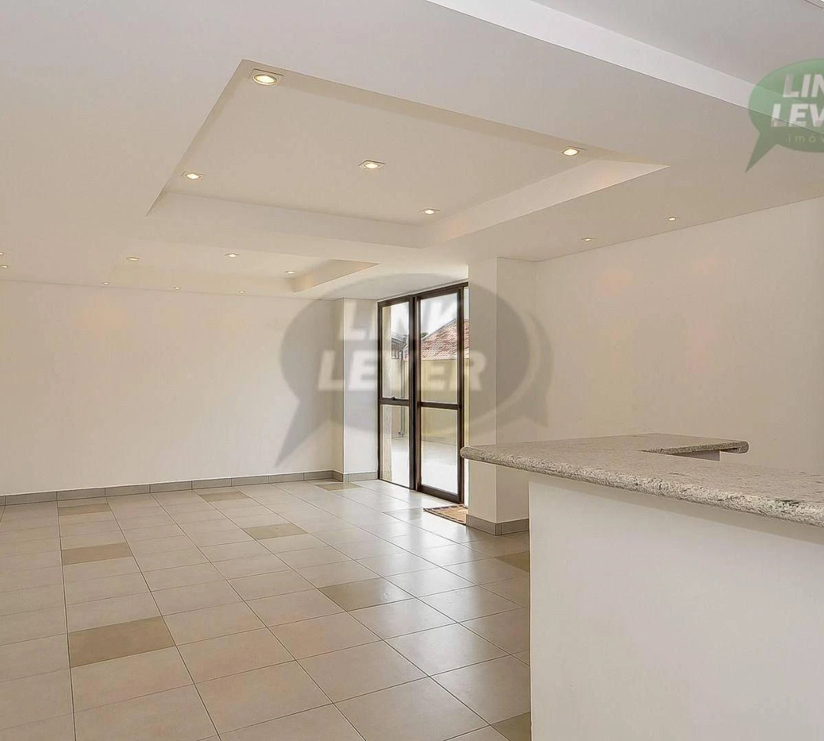 Квартира: 3 спальні, 1 з власною ванною кімнатою, 66 м² — photo 34