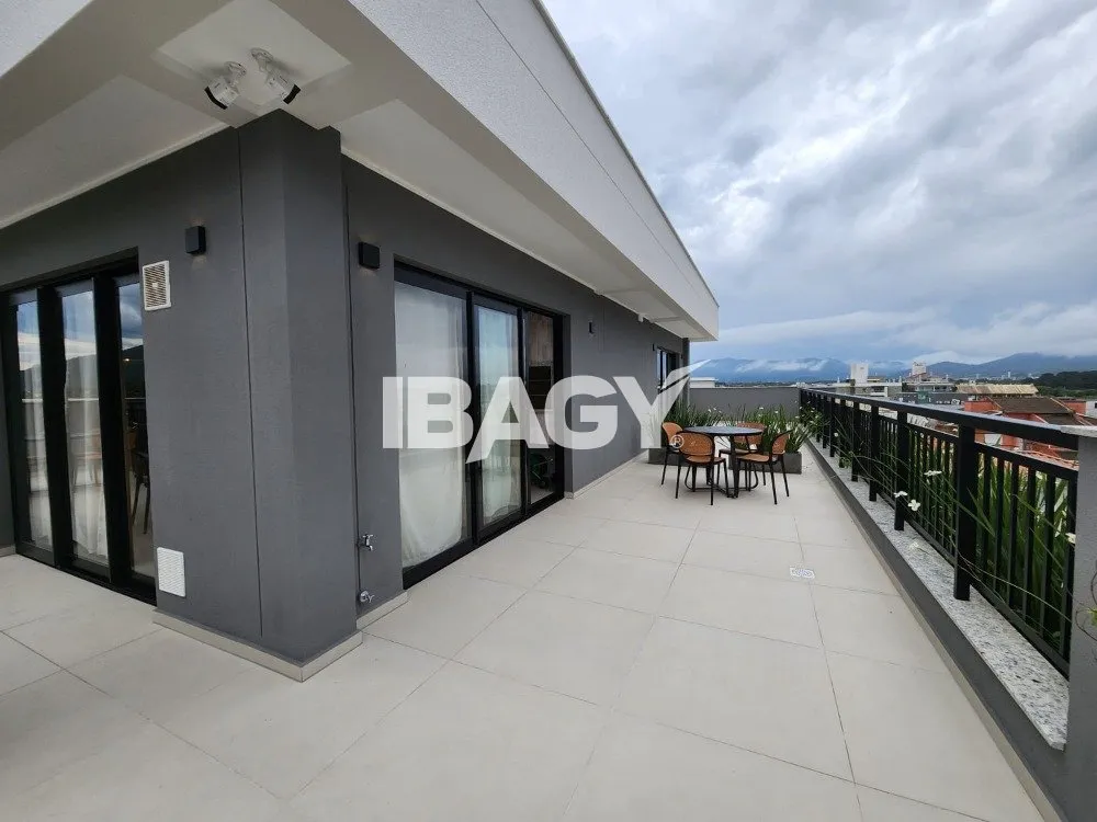 32 m² studio with a mountain view and a washing machine — photo 14