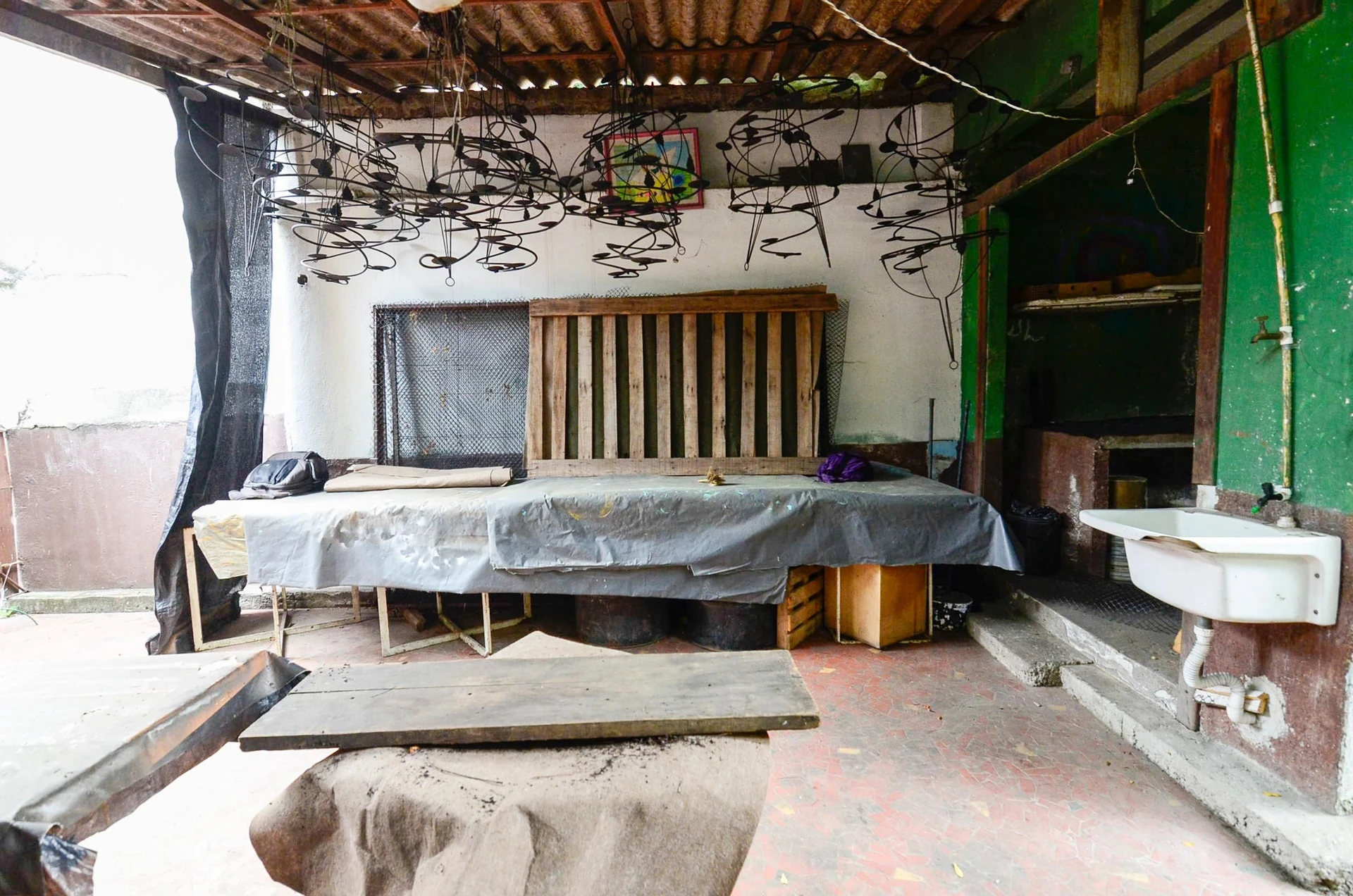 Casa con 5 dormitorios y 1 baño, cocina independiente — photo 12