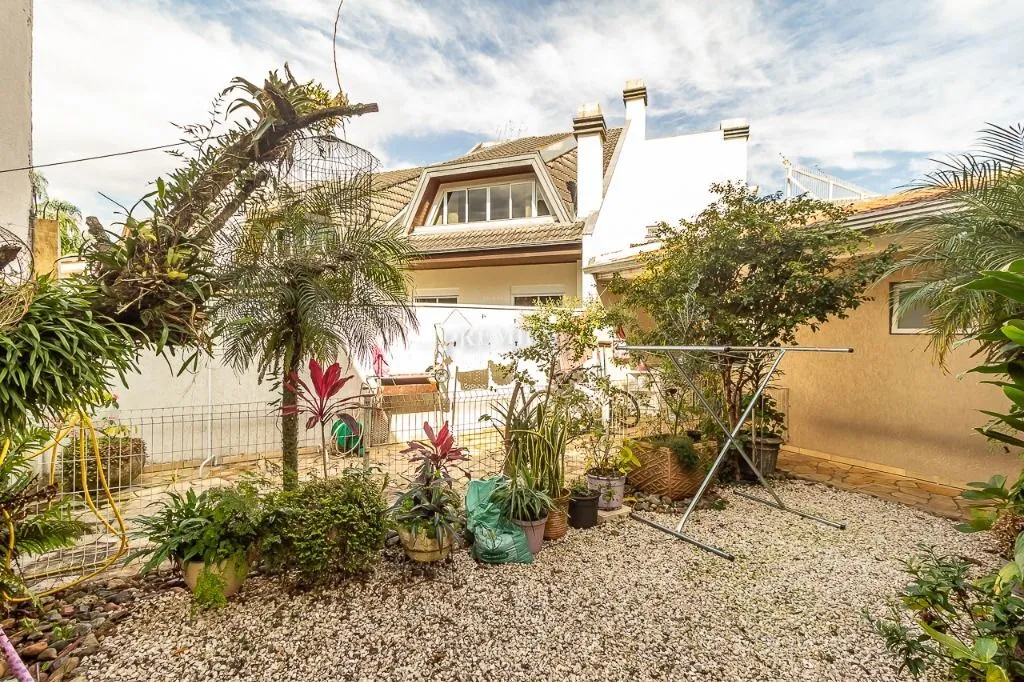 House with 4 bedrooms and a private garden, 4 parking — photo 19