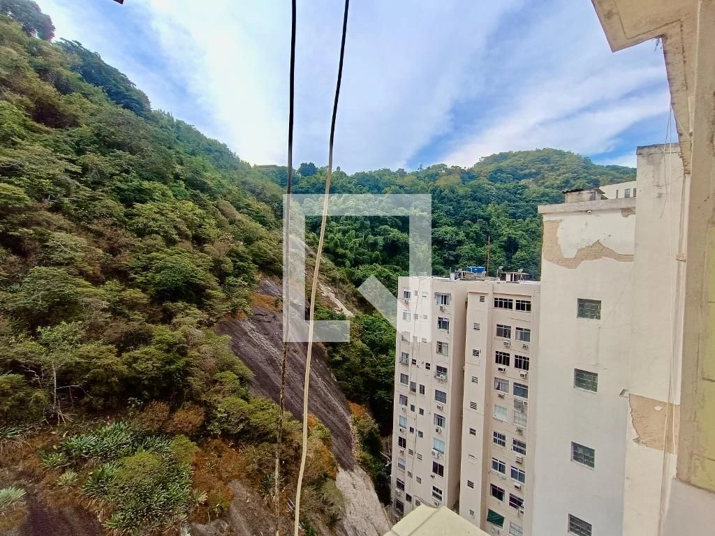 Mountain view in a 3-bedroom apartment, 120 m² — photo 28