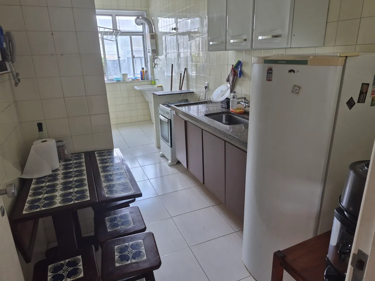 One-bedroom apartment in a building with a gym — photo 2