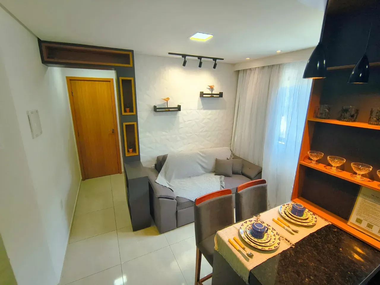 Apartamento amueblado de 1 dormitorio y portería 24 h