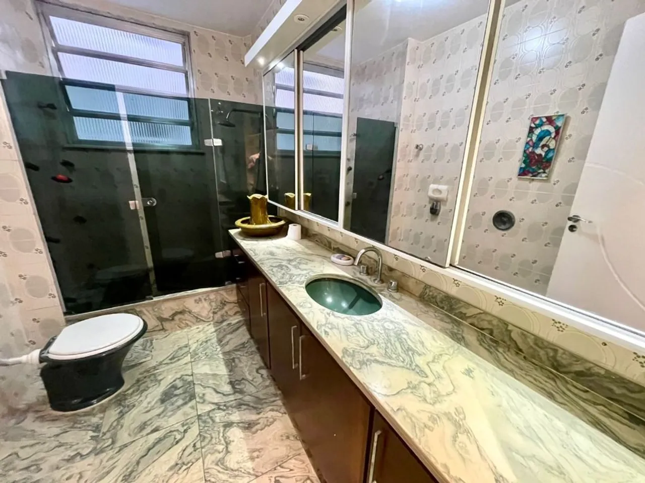 4-bedroom apartment with 300 m² and separate kitchen — photo 13