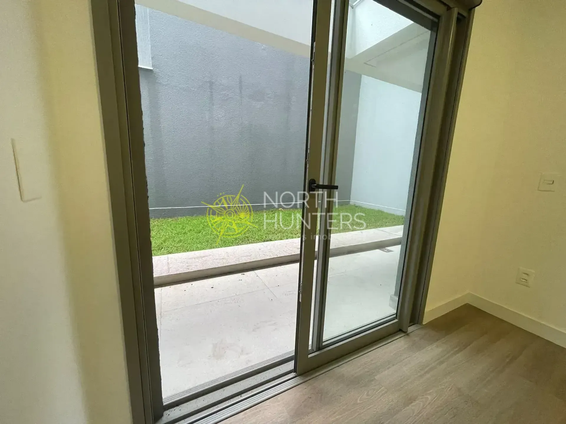 2-bedroom apartment in a building with a sauna — photo 3