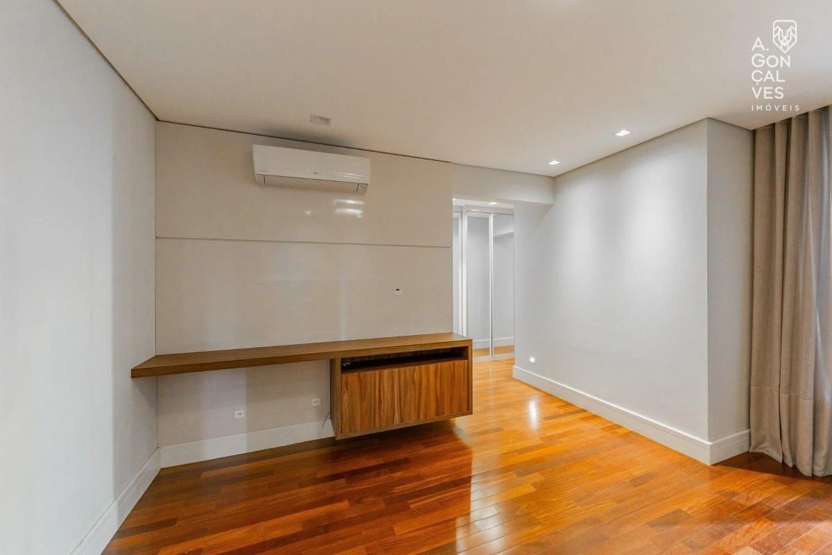 Робоче місце та 5 спалень: квартира 442 м² — photo 47