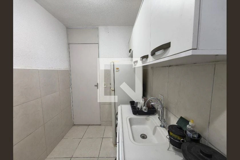 Apartamento amueblado de 2 dormitorios con cocina a gas — photo 11