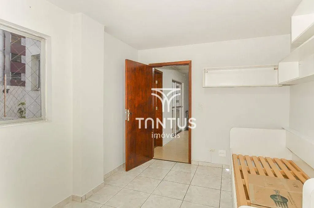 Duplex-style penthouse with 3 bedrooms and 3 baths — photo 32