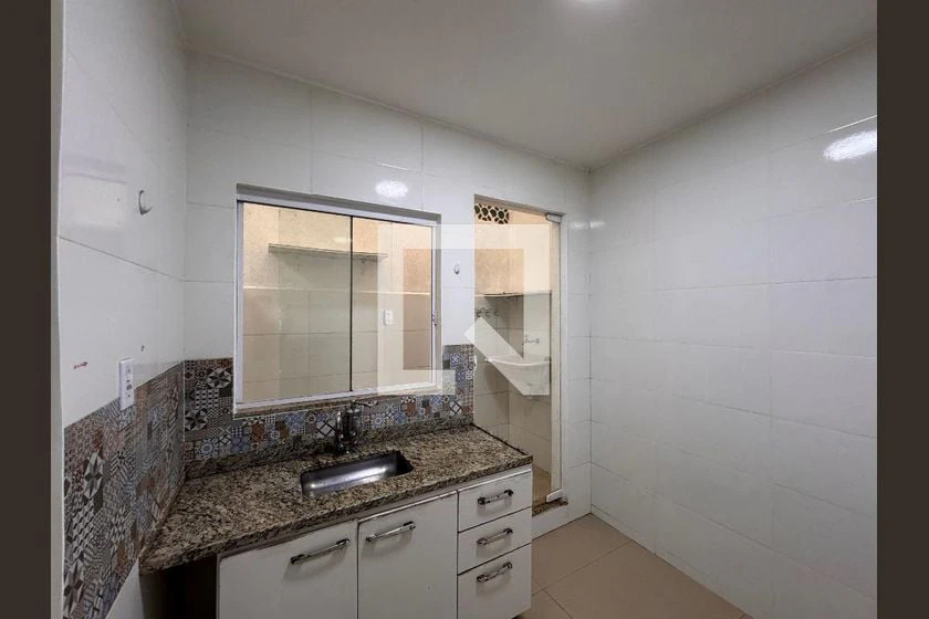 Single-story house with 2 bedrooms, 1 bath and 150 m² with balcony — photo 14