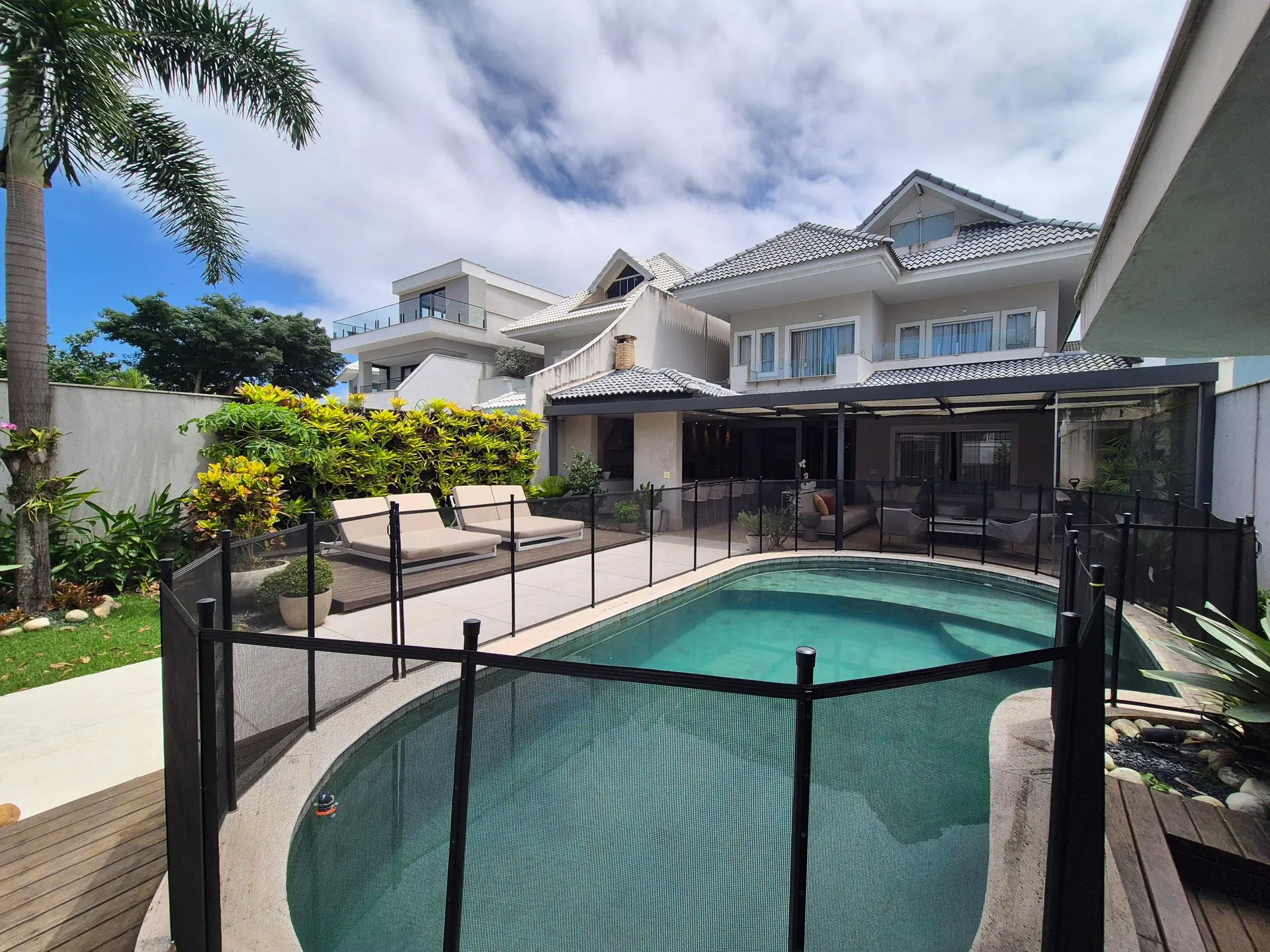 Casa de 373 m² com piscina privativa e lava-louças — photo 28