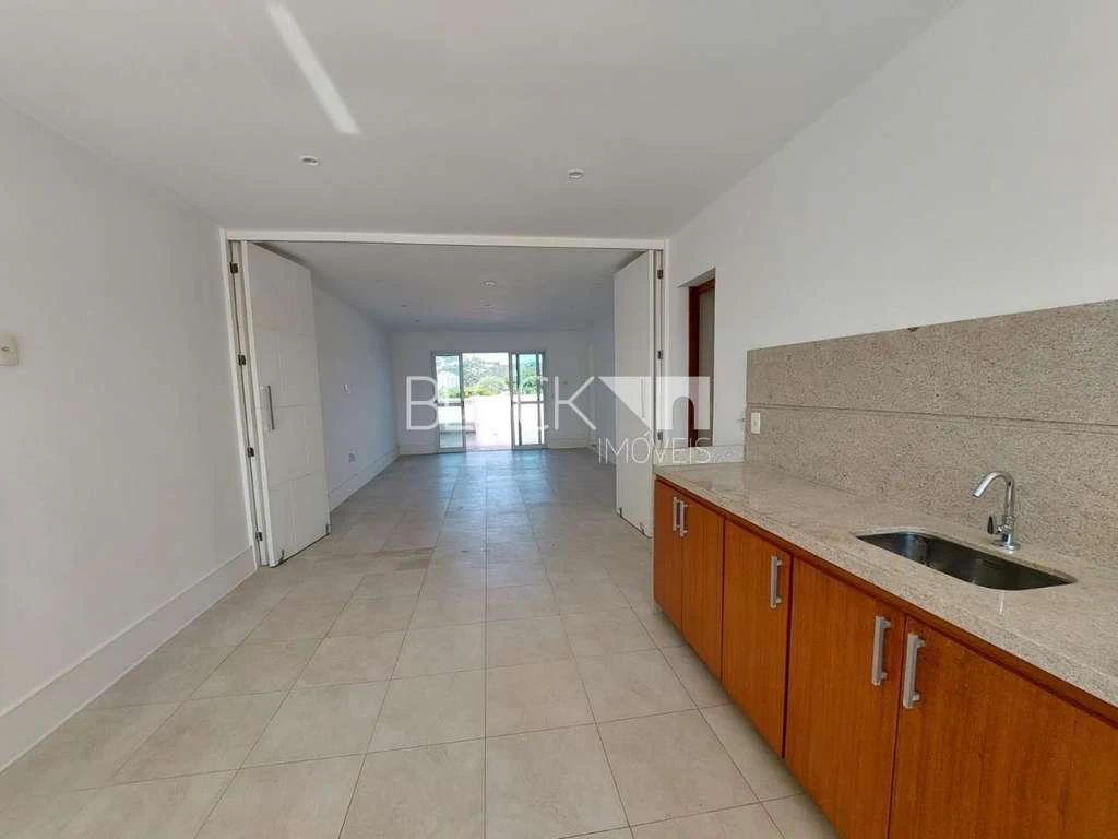 Cobertura com 3 suítes e 270 m² com 4 vagas — photo 10