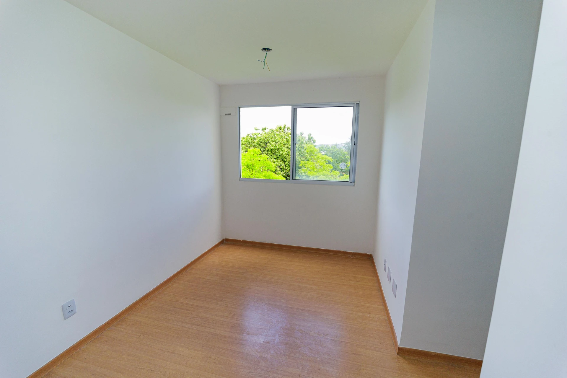 Apartment, 45 m², with wood or laminate floors — photo 22