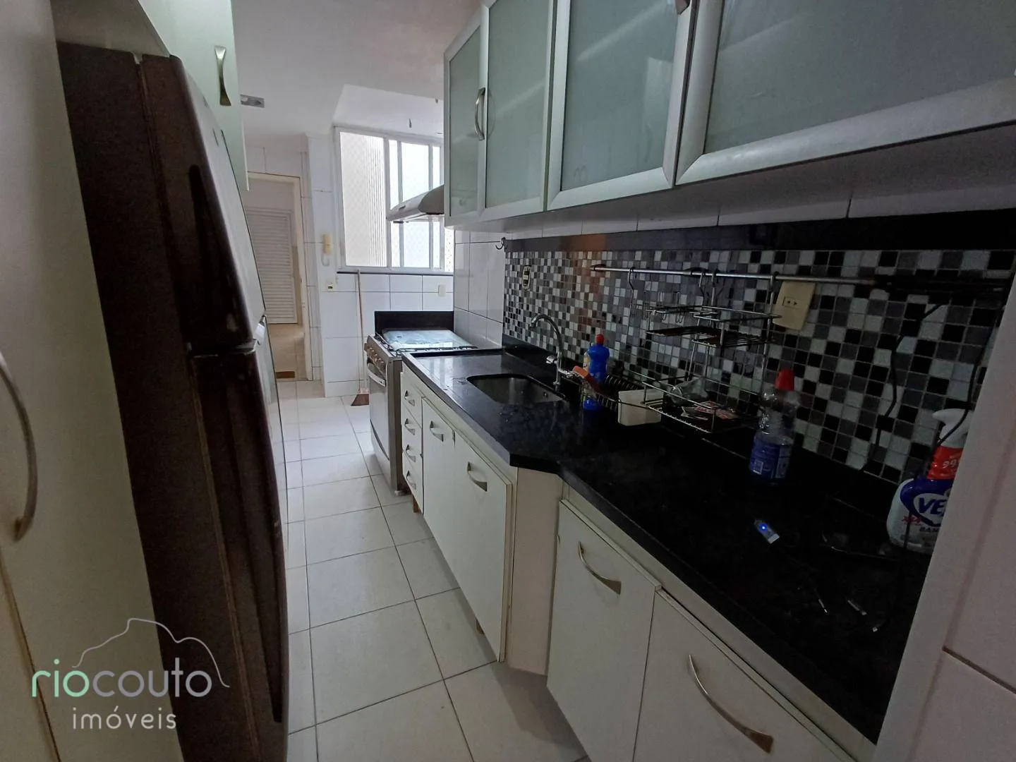 Apartment with 3 bedrooms and 2 bathrooms with a balcony — photo 36