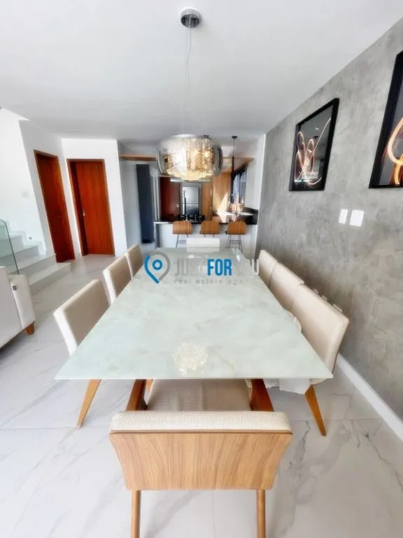 Furnished house with 4 en-suites and 330 m² plus 2 parking — photo 24