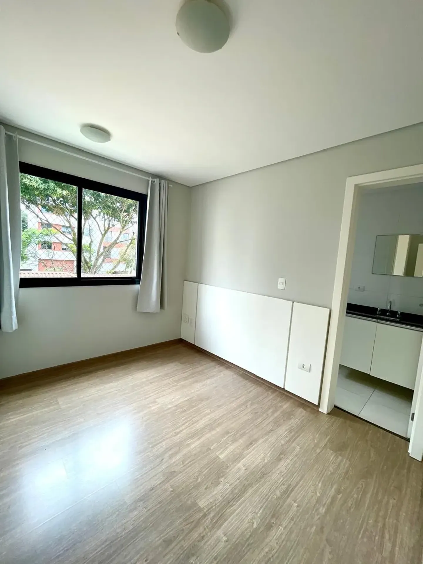 2-bedroom apartment, 1 with its own bathroom, 50 m² — photo 30