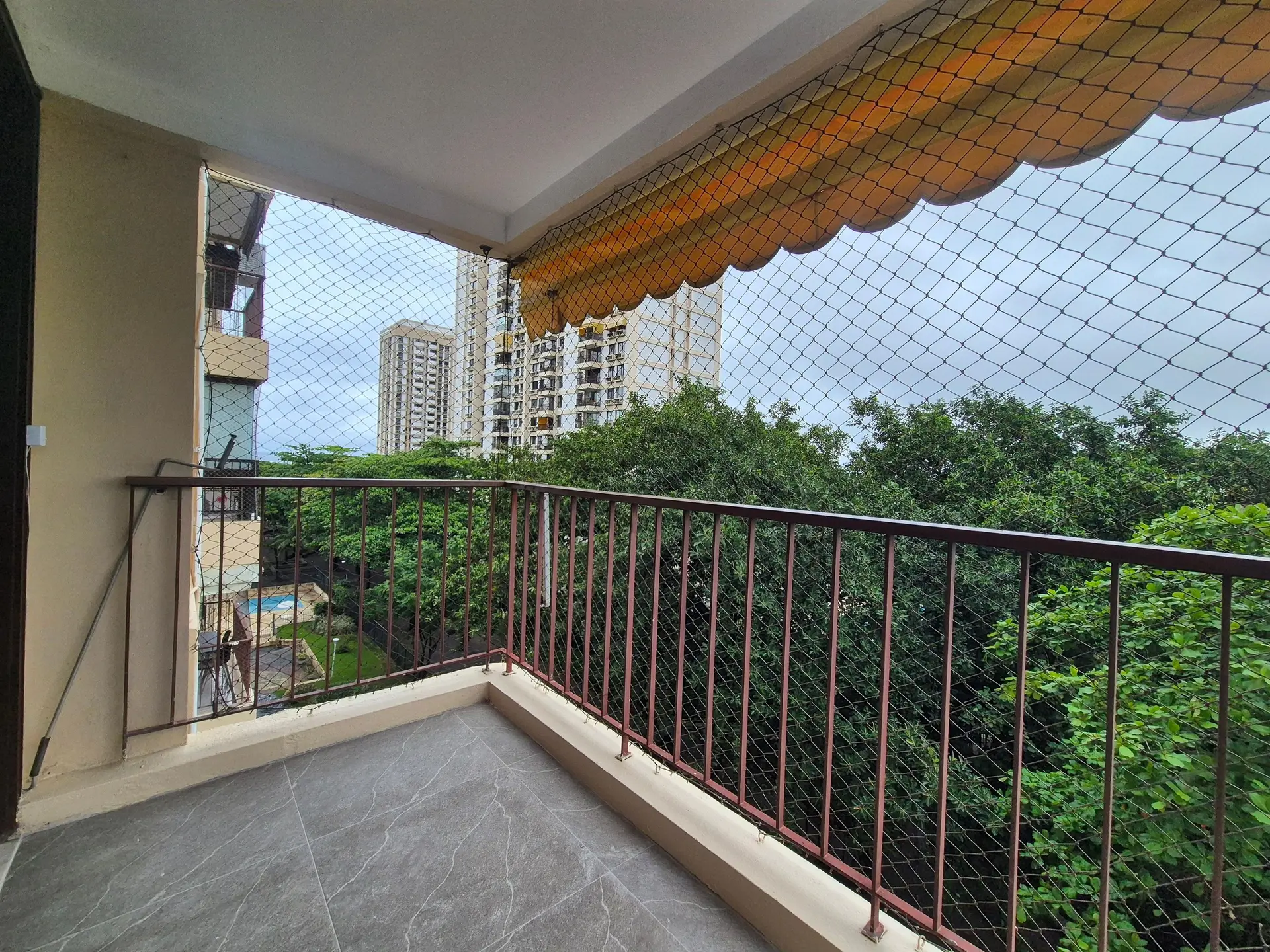 2-bedroom apartment in a building with a sauna — photo 19