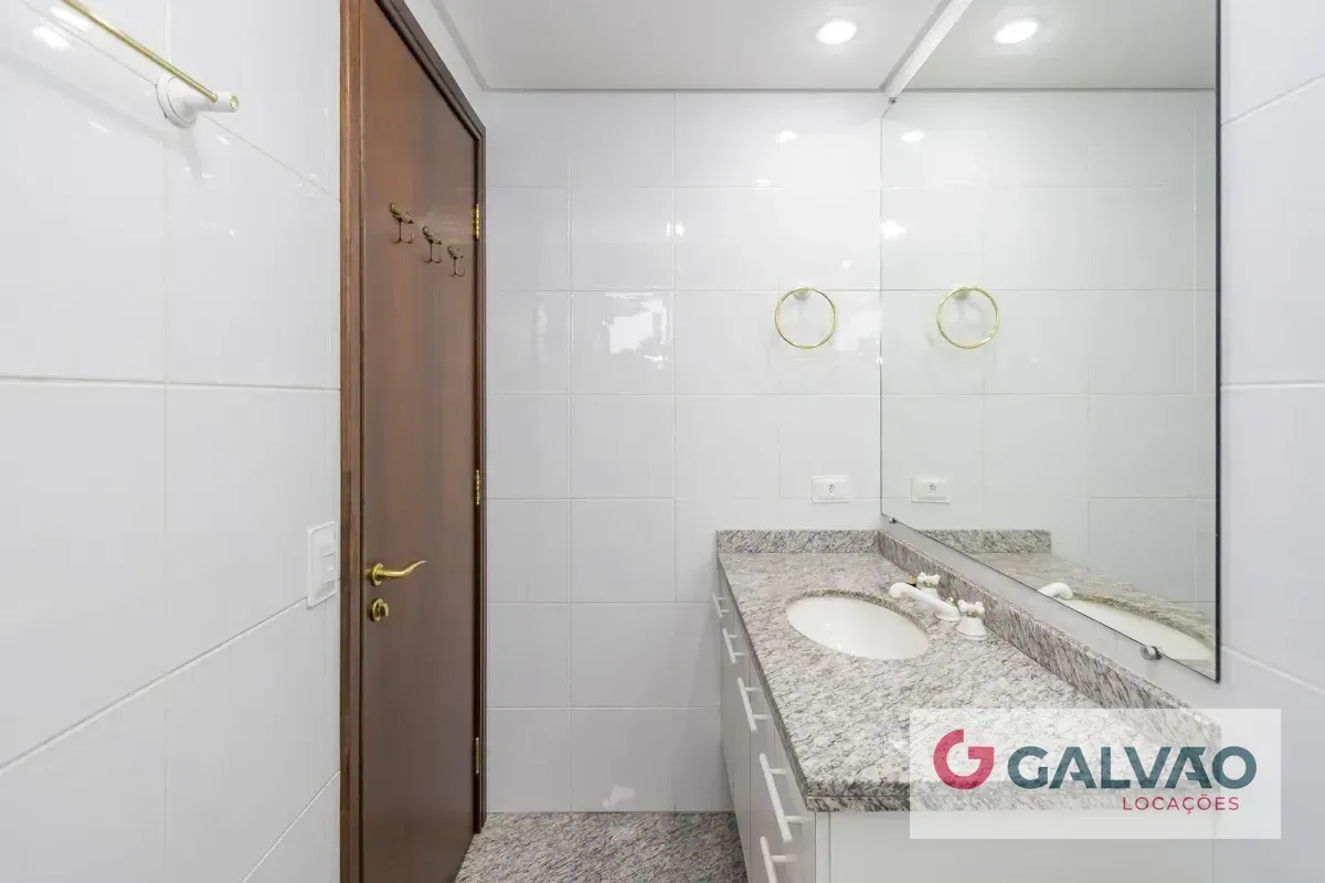 Apartment, 180 m², with a bathtub — photo 15