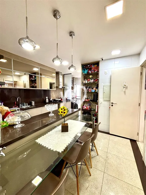 406 m² duplex penthouse with 4 en-suite rooms and view — photo 13