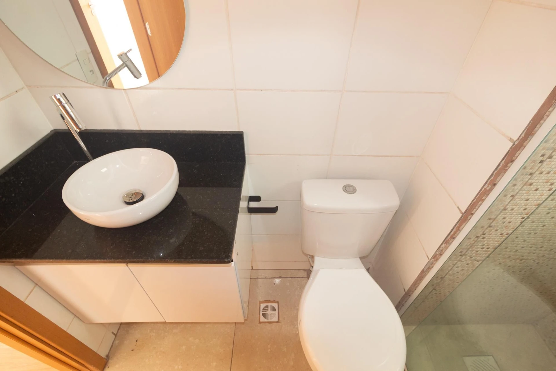 Apartamento com piso de madeira ou laminado, Cosmos — photo 39