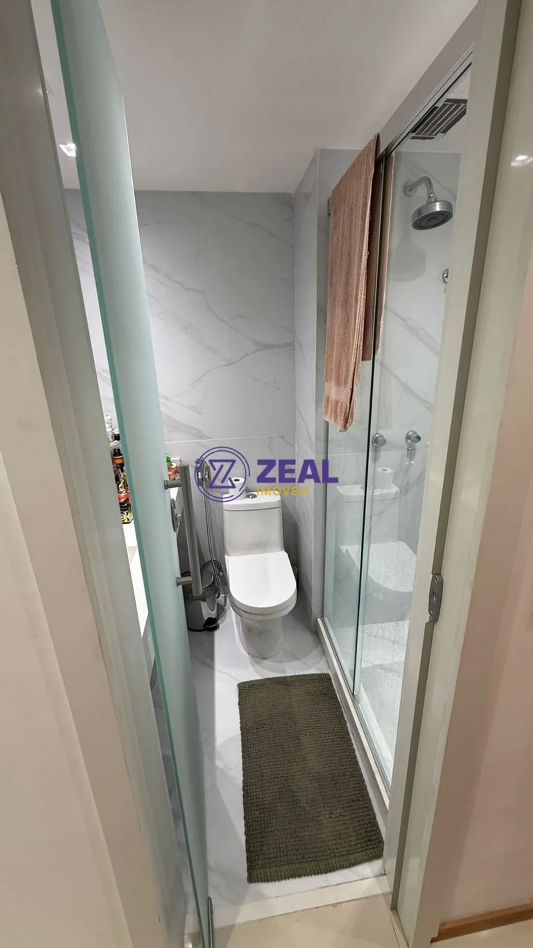 Furnished 82 m² apartment with 3 bedrooms and balcony — photo 21