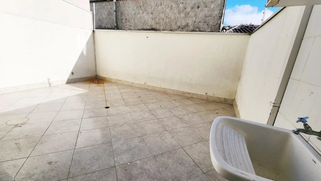 3 quartos e piso de madeira ou laminado: casa de 110 m² — photo 10